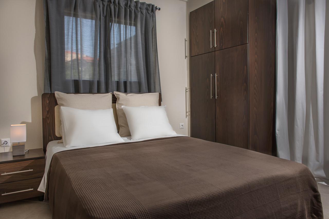 Appartamento Pleiades Casual Living Nea Roda Esterno foto