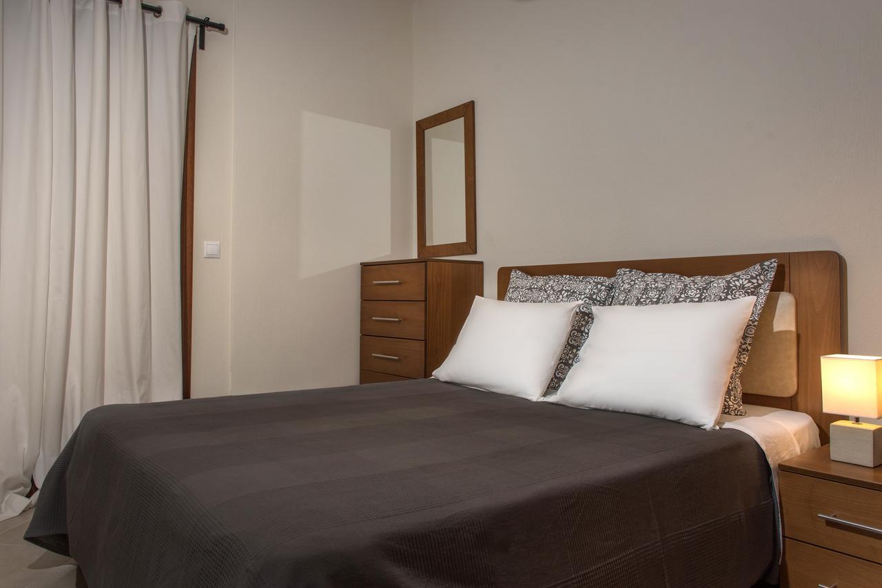 Appartamento Pleiades Casual Living Nea Roda Esterno foto