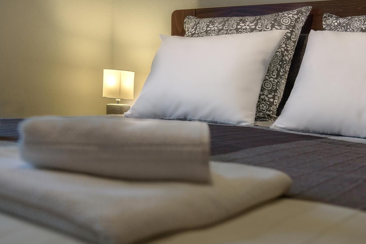 Appartamento Pleiades Casual Living Nea Roda Esterno foto