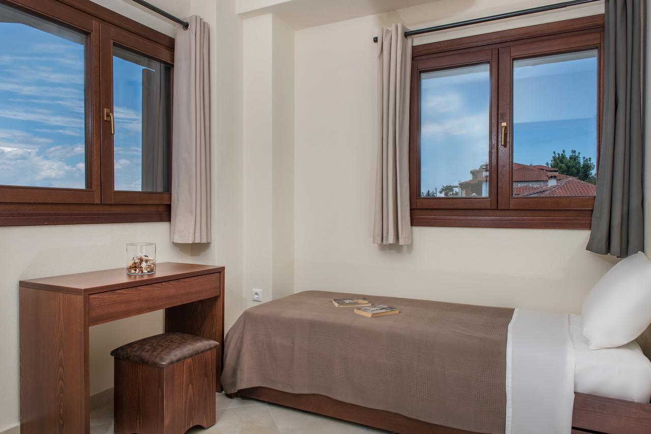 Appartamento Pleiades Casual Living Nea Roda Esterno foto