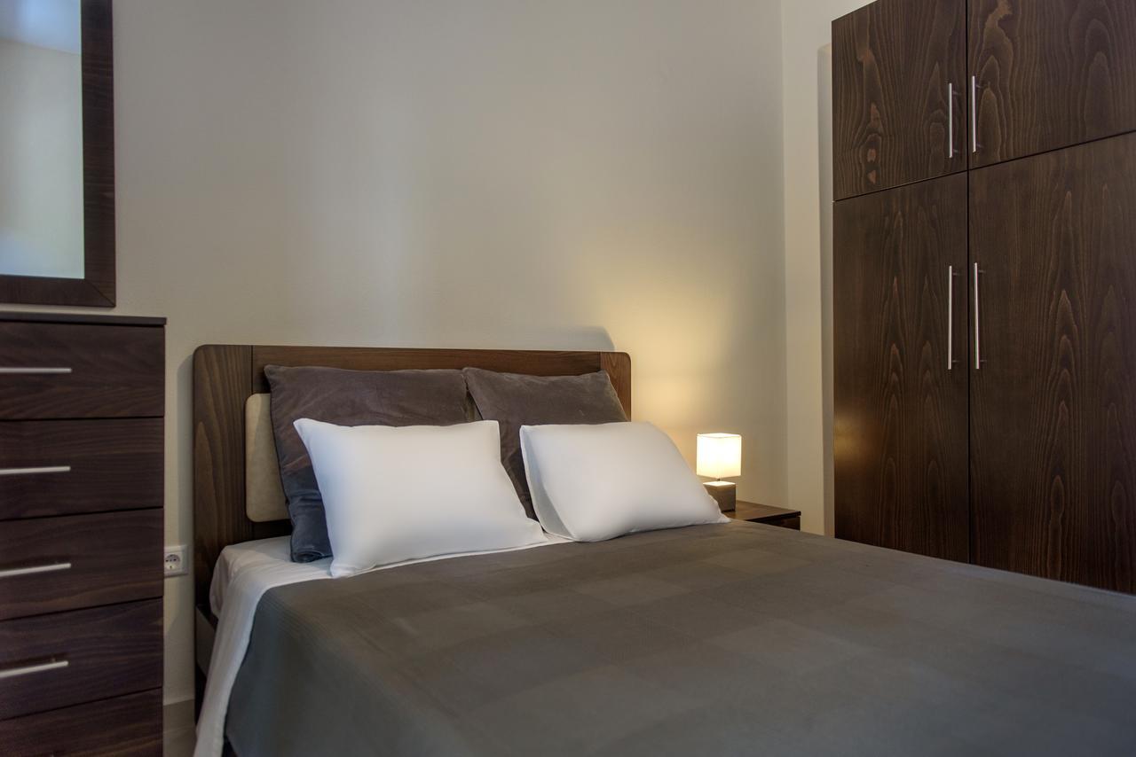 Appartamento Pleiades Casual Living Nea Roda Esterno foto